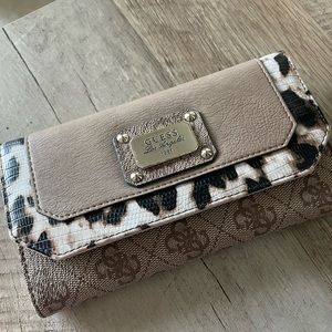 Guess wallet